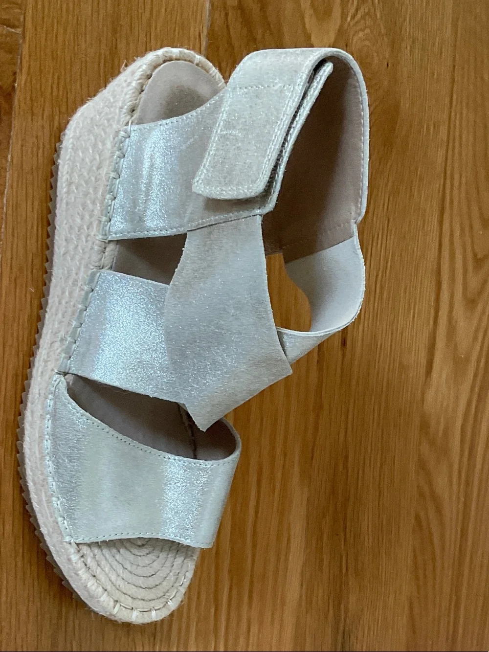 Eileen Fisher Metallic Cream Espadrille Sandals